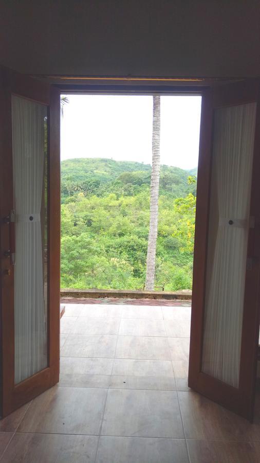 Batang Golden Hills Hotel Tanglad Exterior photo