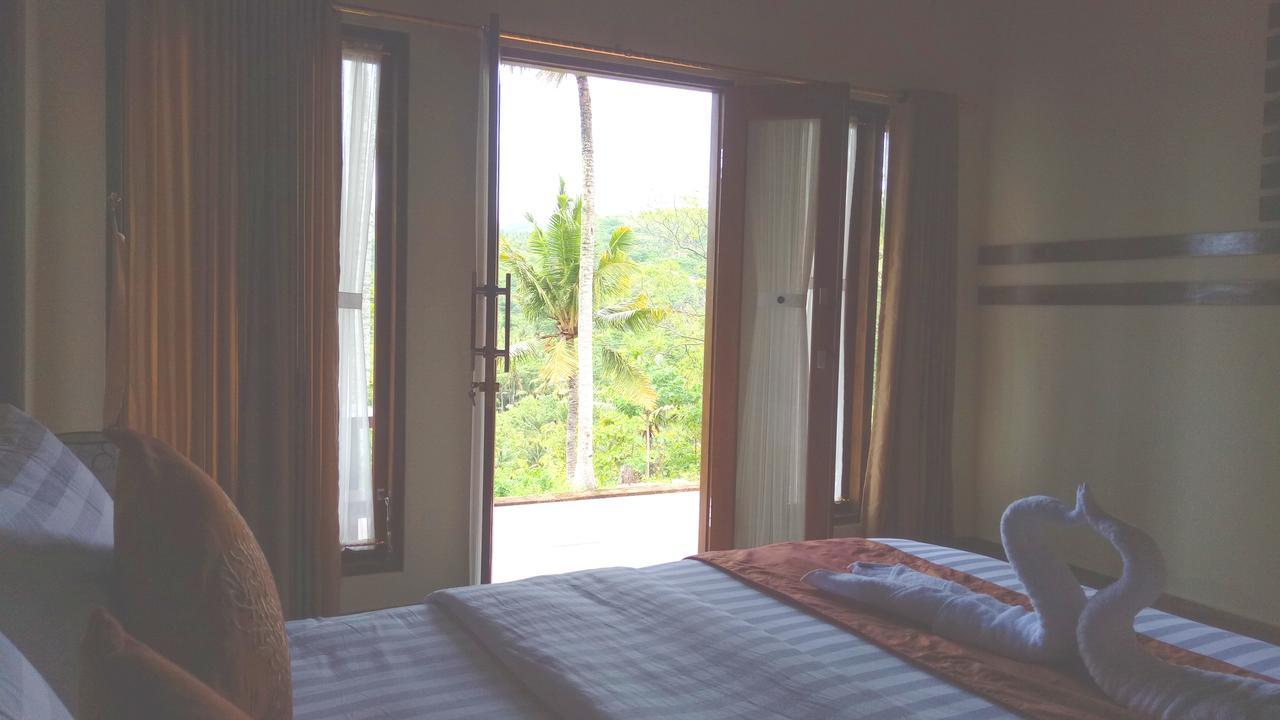 Batang Golden Hills Hotel Tanglad Exterior photo